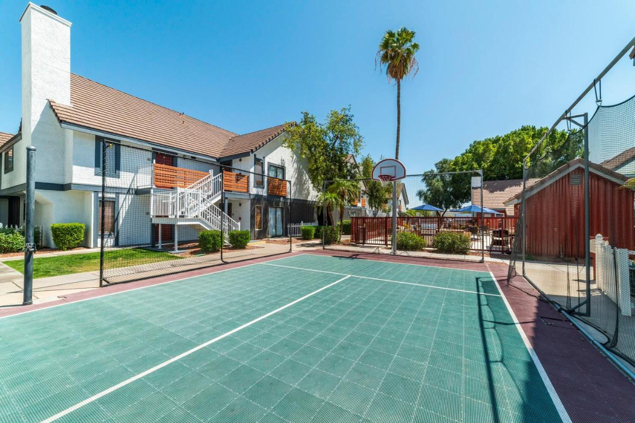 Metro Phx Studio Queen Sleeps 4 Heated Pool Phoenix Exteriér fotografie