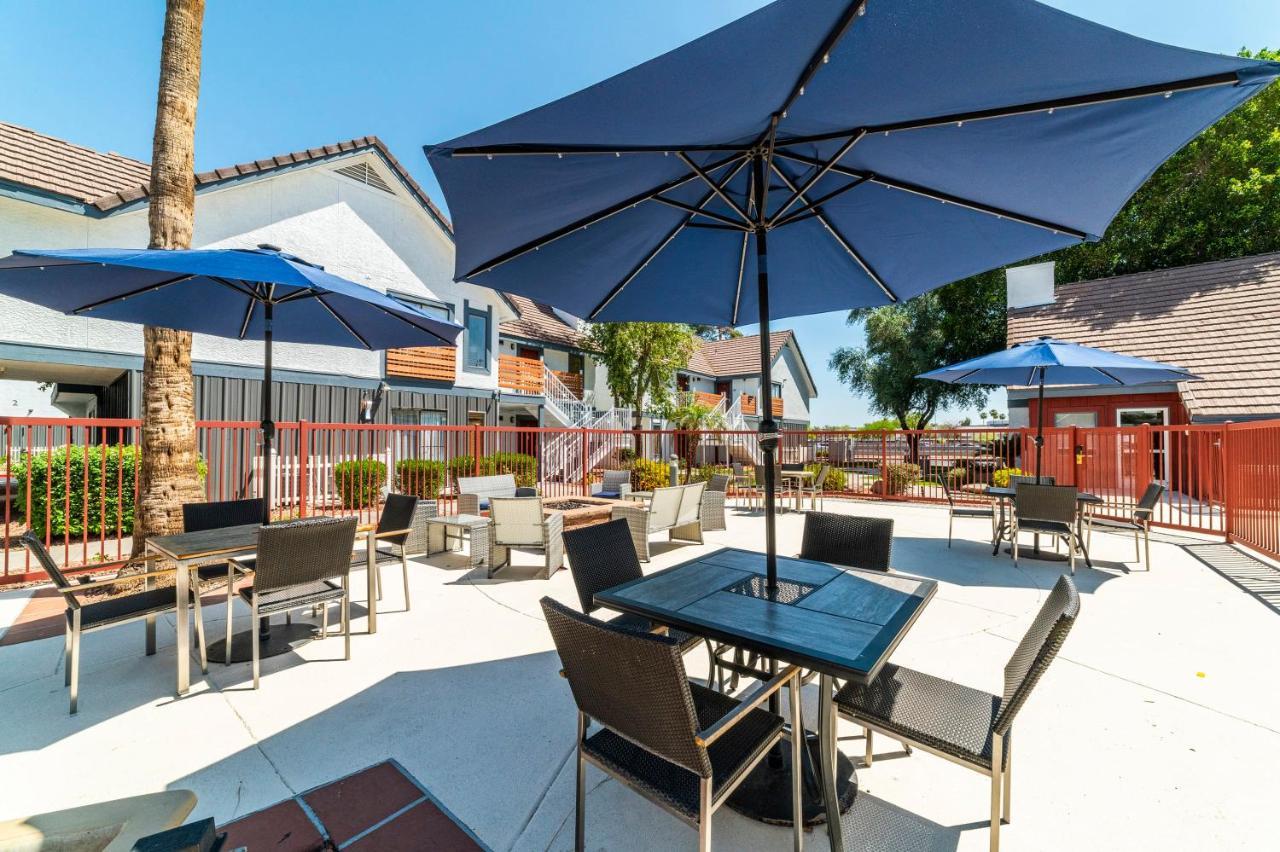 Metro Phx Studio Queen Sleeps 4 Heated Pool Phoenix Exteriér fotografie