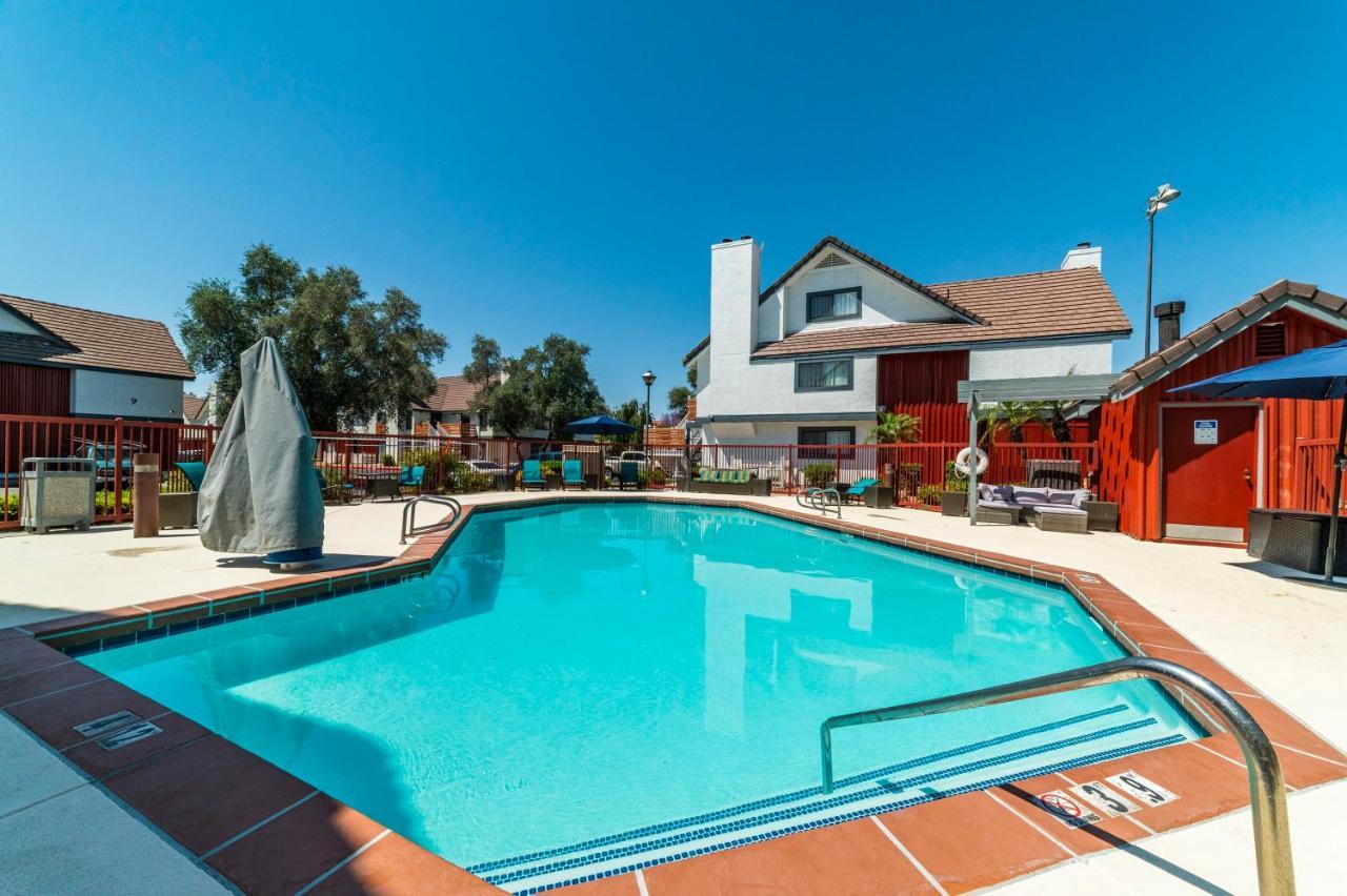 Metro Phx Studio Queen Sleeps 4 Heated Pool Phoenix Exteriér fotografie