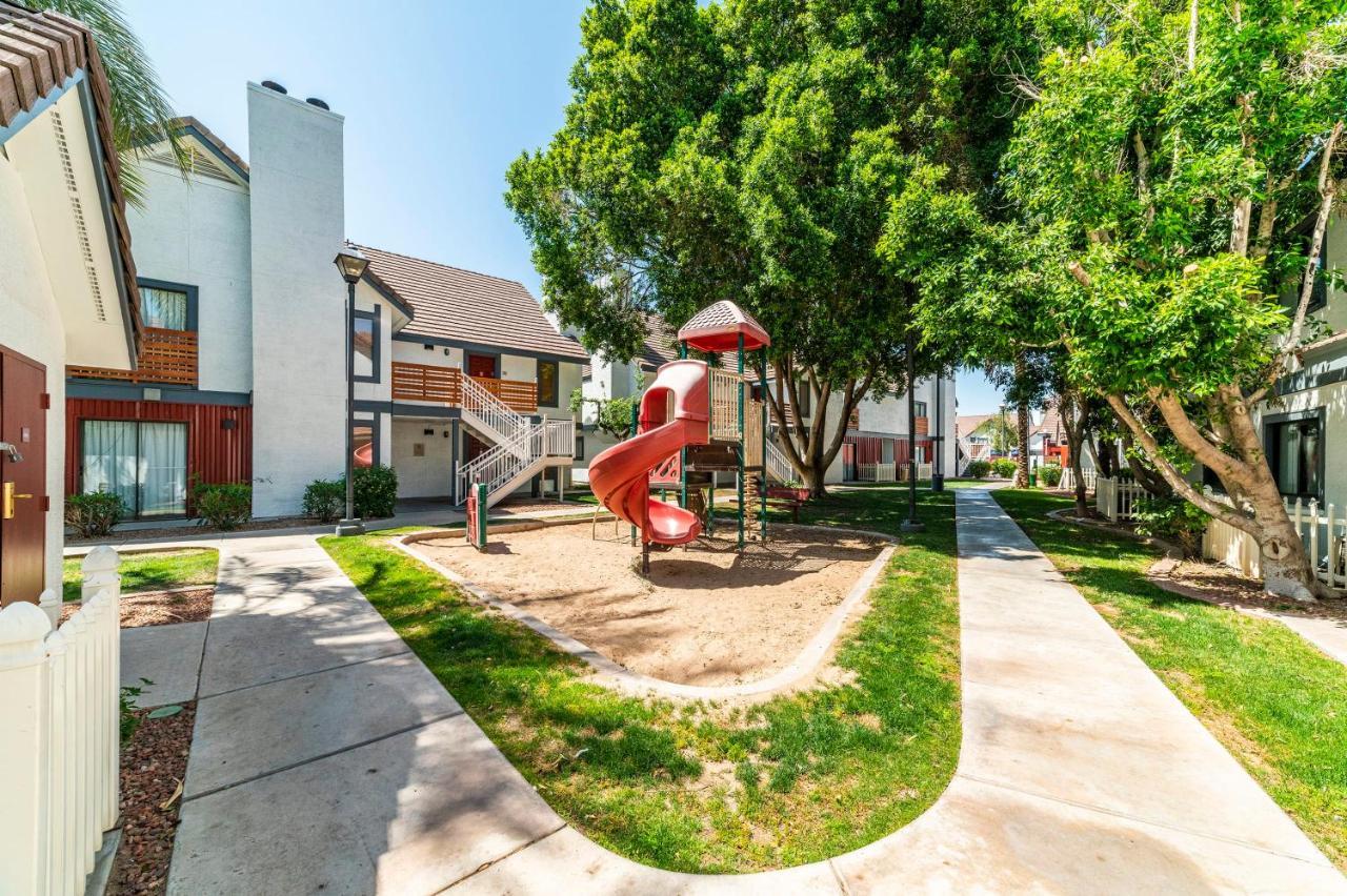 Metro Phx Studio Queen Sleeps 4 Heated Pool Phoenix Exteriér fotografie